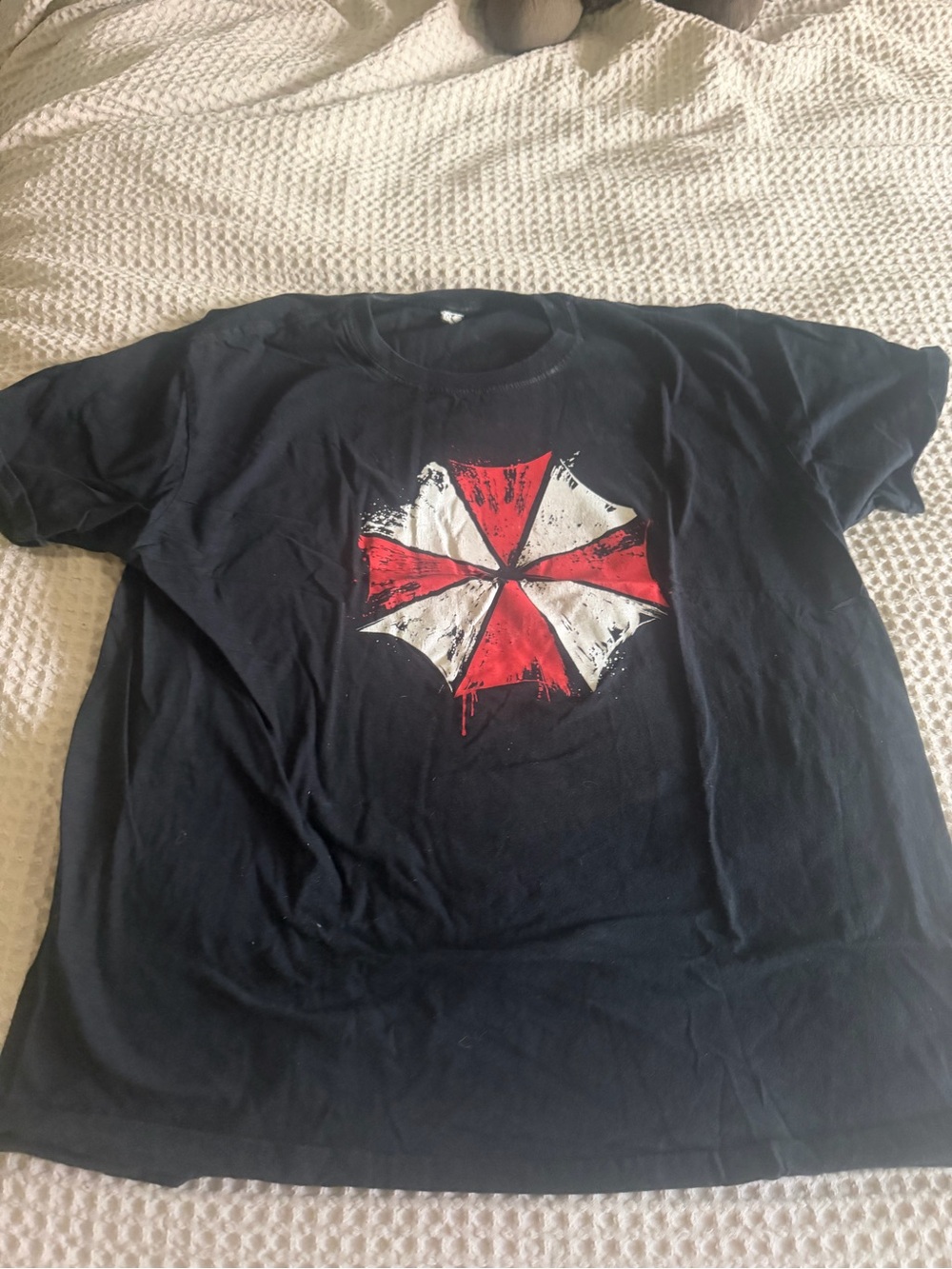 Resident Evil Black Graphic Crewneck T-Shirt with Red & White Umbrella Design